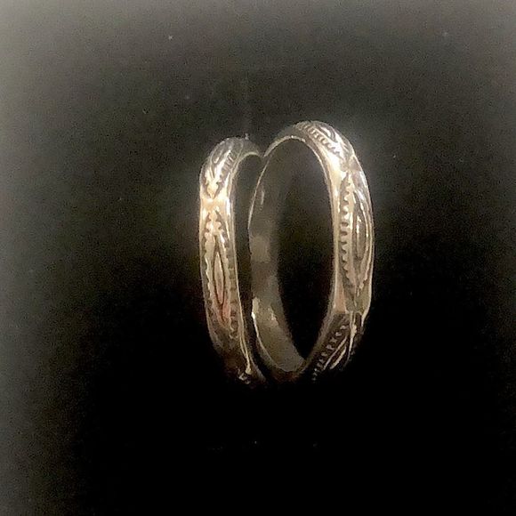 SILPADA Sterling Silver Oxidized Stacking Ring Sz 7, 7-3/4 - Picture 5 of 10